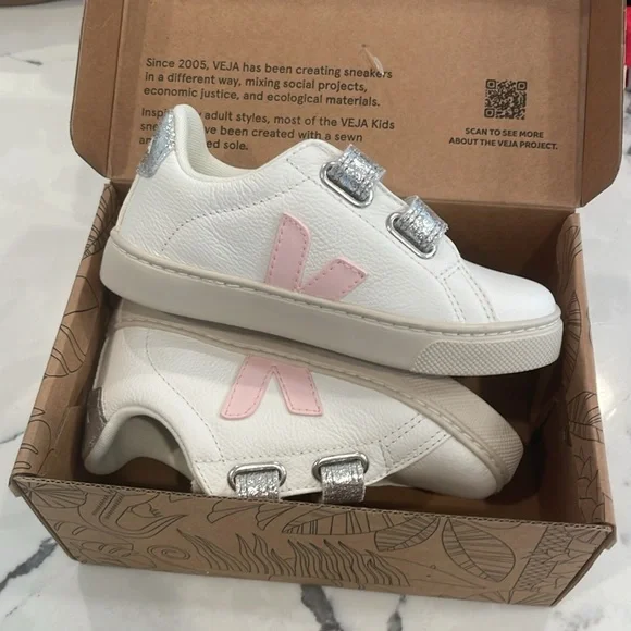 Veja toddler size 10 Esplar chromefree leather toddler shoes - Picture 5 of 5